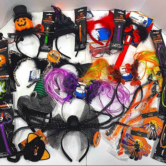 🎃 NWT Bundle – 10+ Halloween Headbands, Accessories & Glow Sticks - Picture 1 of 5